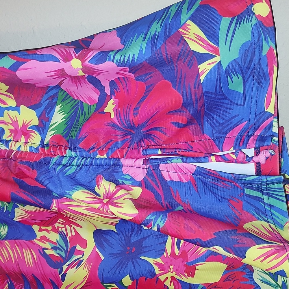 Tankini Swimwear Set - Picture 4 of 12